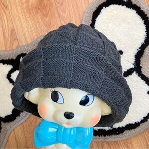 Pullover hat